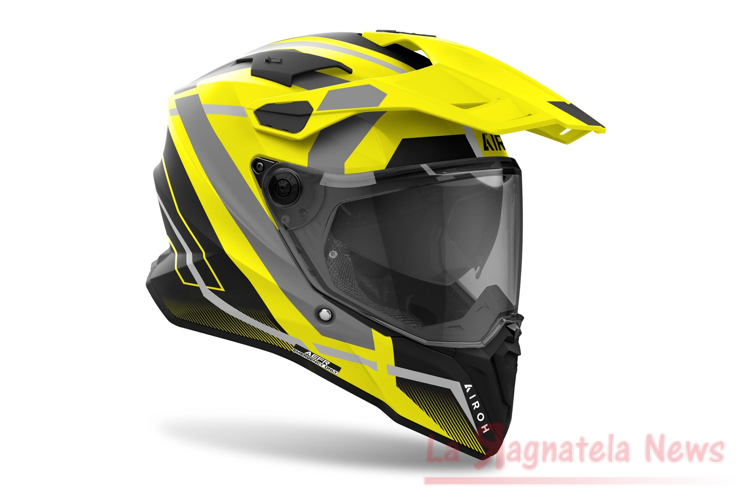 Airoh Commander il casco da strada e fuoristrada